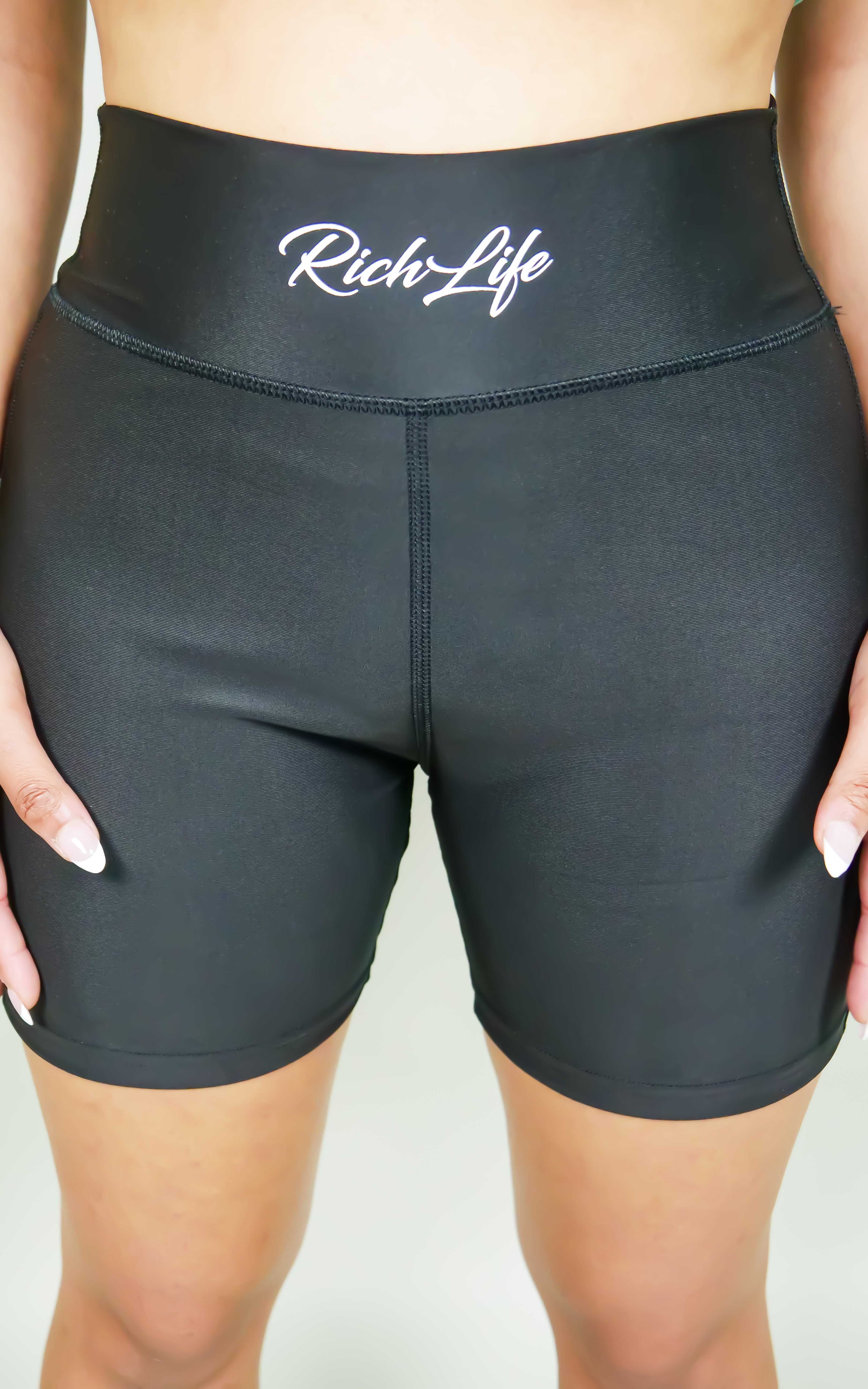 Rich Life "Mona" Shorts