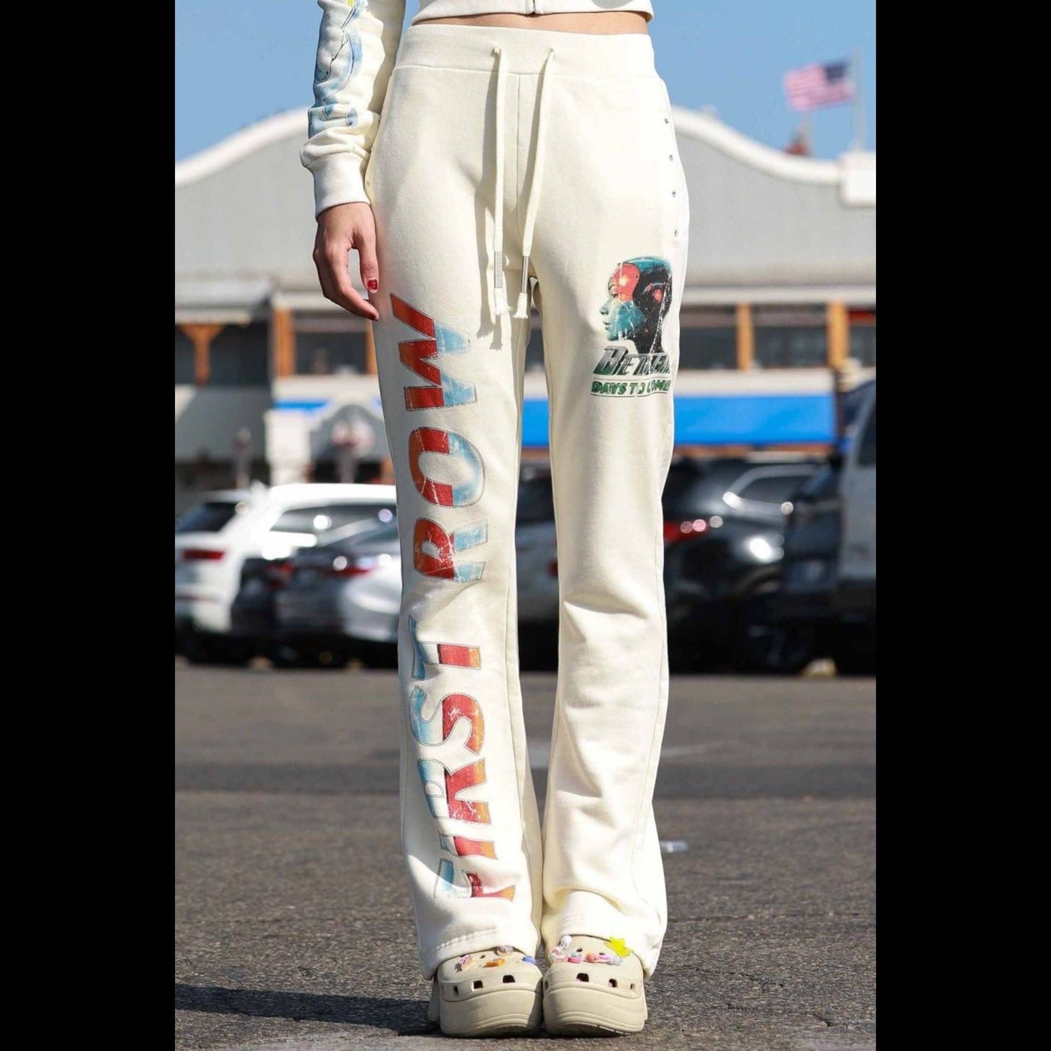 First Row "New Born" Women’s Flare Sweatpants